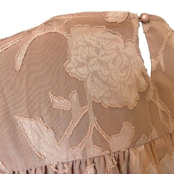 Women Blouse Deep Rose Floral Applique Flouncy Sleeve Button Back Neck Sz Small - Picture 14 of 16